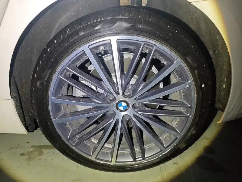 2023 BMW 5 Series 530Li Leading Edition M Sport Package — миниатюра 20