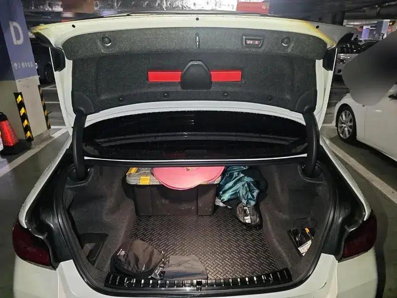 2023 BMW 5 Series 530Li Leading Edition M Sport Package — миниатюра 21