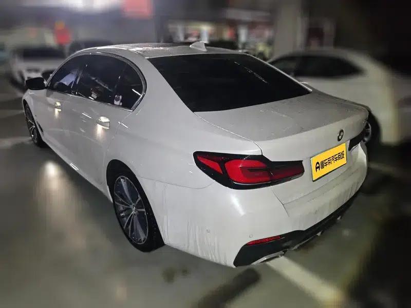 2023 BMW 5 Series 530Li Leading Edition M Sport Package — миниатюра 6