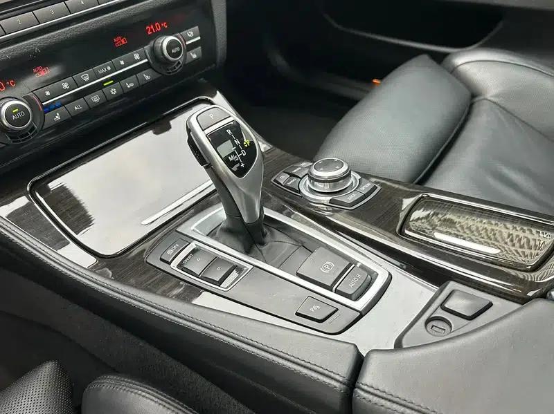 2011 BMW 5 Series 535Li Executive Edition — миниатюра 22