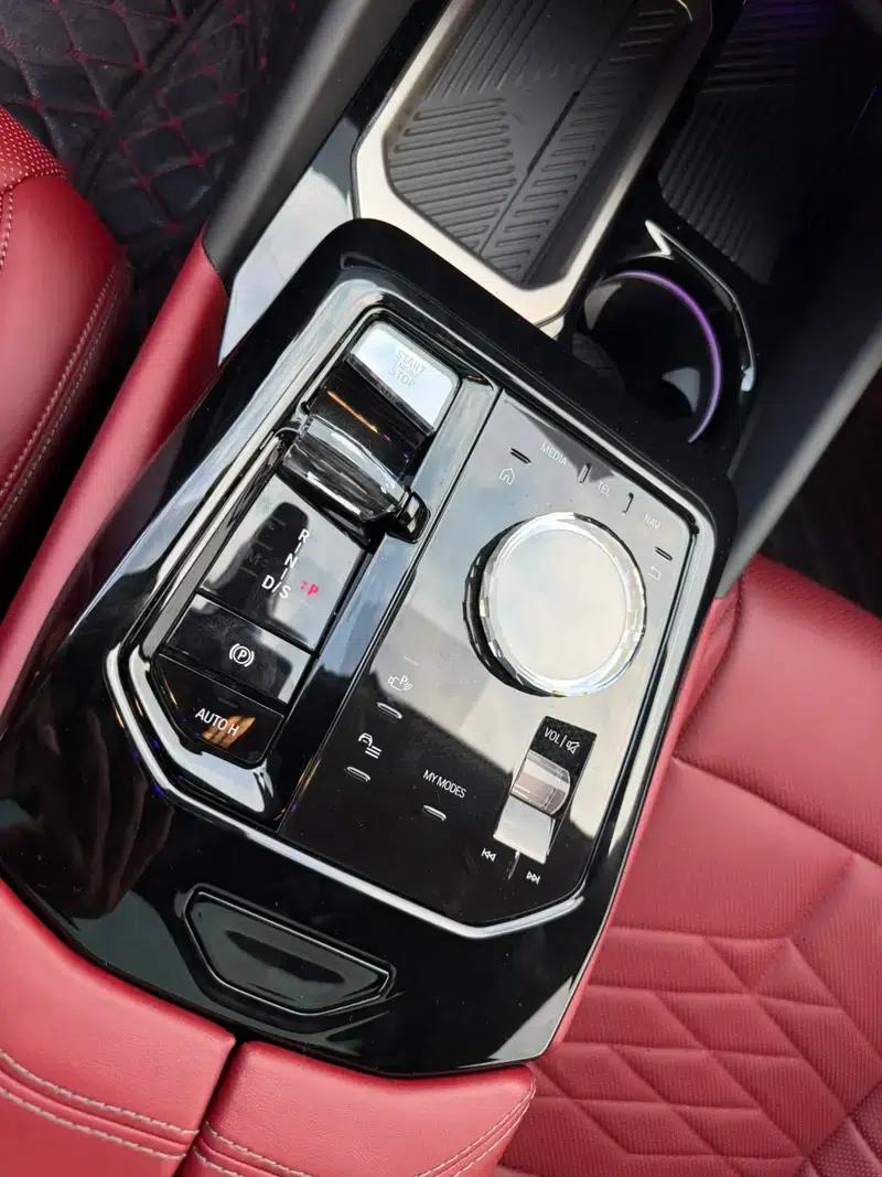 2025 BMW 5 Series Facelift 530Li Luxury M Sport Package — миниатюра 13