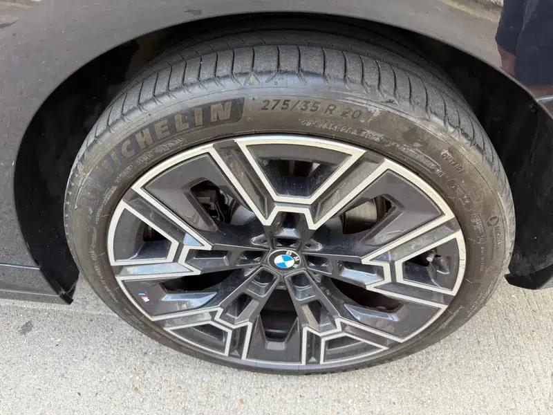 2025 BMW 5 Series Facelift 530Li Luxury M Sport Package — миниатюра 8