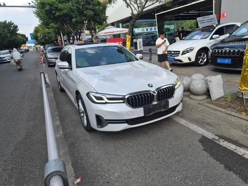 BMW 5 Series 2022 Facelift 525Li Luxury Package — миниатюра 3