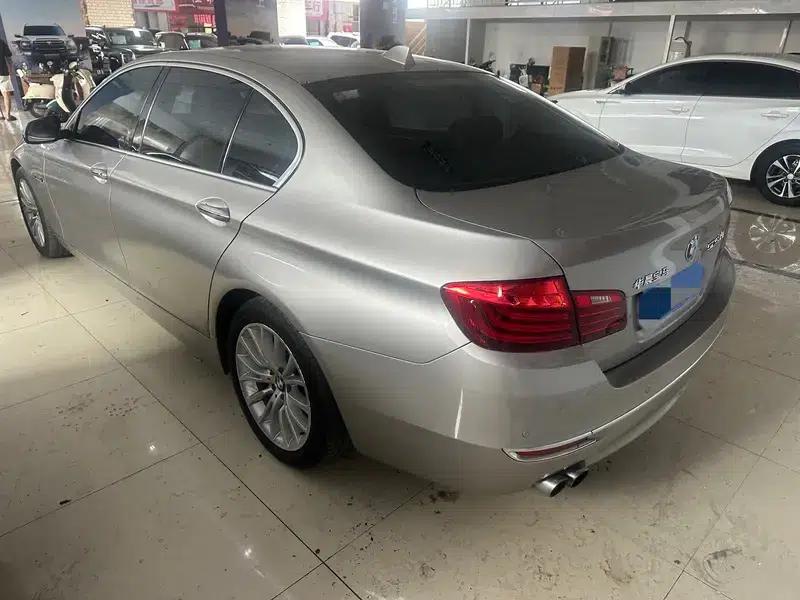 2017 BMW 5 Series 525Li Luxury Design Package — миниатюра 3