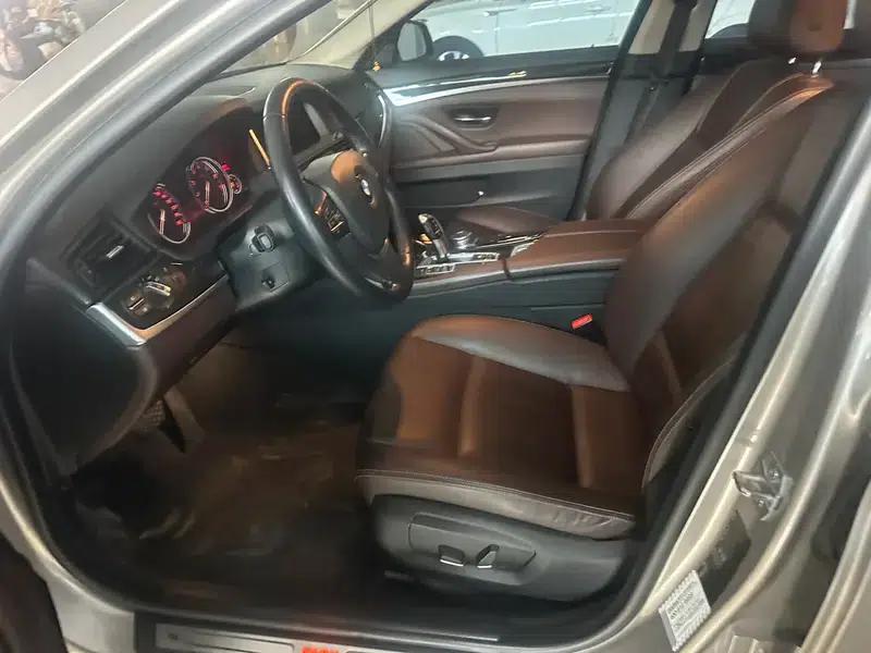 2017 BMW 5 Series 525Li Luxury Design Package — миниатюра 8