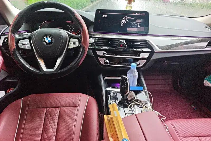 2021 BMW 5 Series 525Li Luxury Package — миниатюра 14