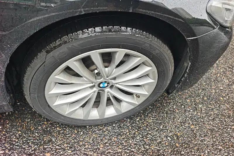 2021 BMW 5 Series 525Li Luxury Package — миниатюра 10