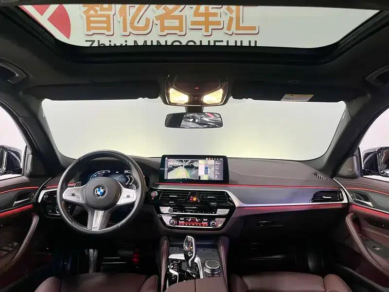2023 BMW 5 Series 530Li Luxury M Sport Package — миниатюра 13