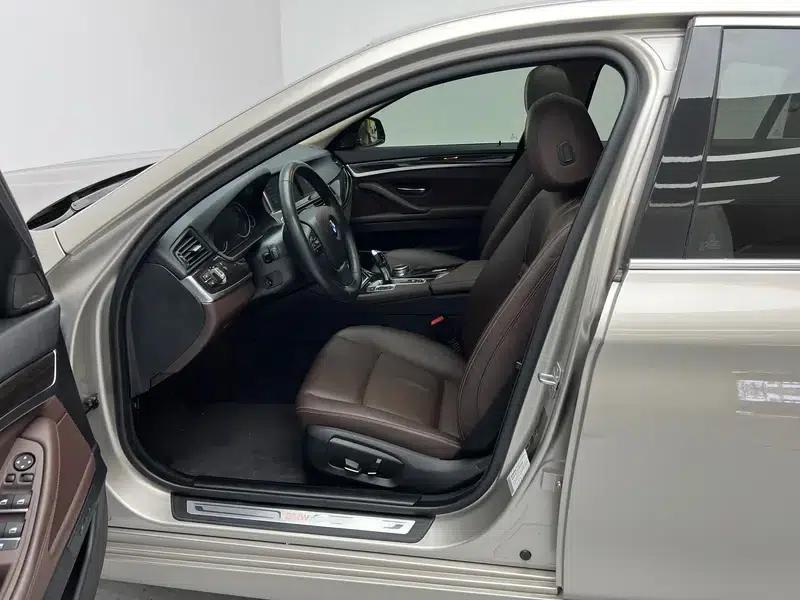 2017 BMW 5 Series 525Li Luxury Design Package — миниатюра 17