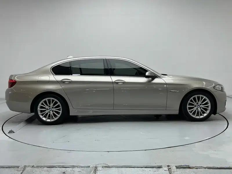 2017 BMW 5 Series 525Li Luxury Design Package — миниатюра 8