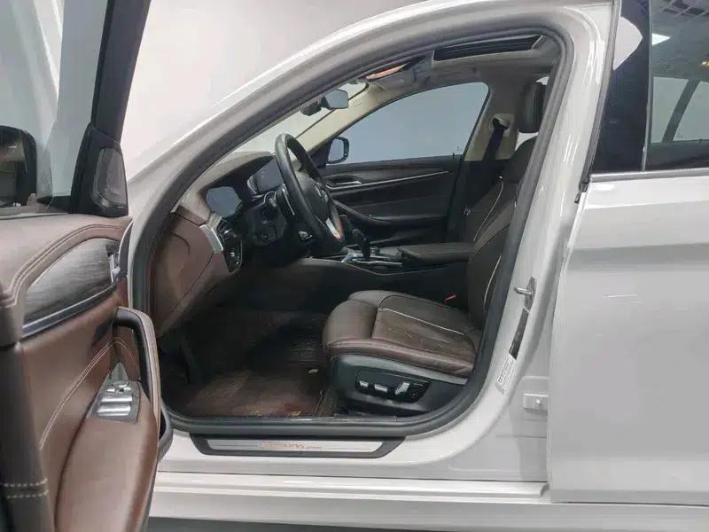 BMW 5 Series 2020 530Li Luxury Package — миниатюра 17