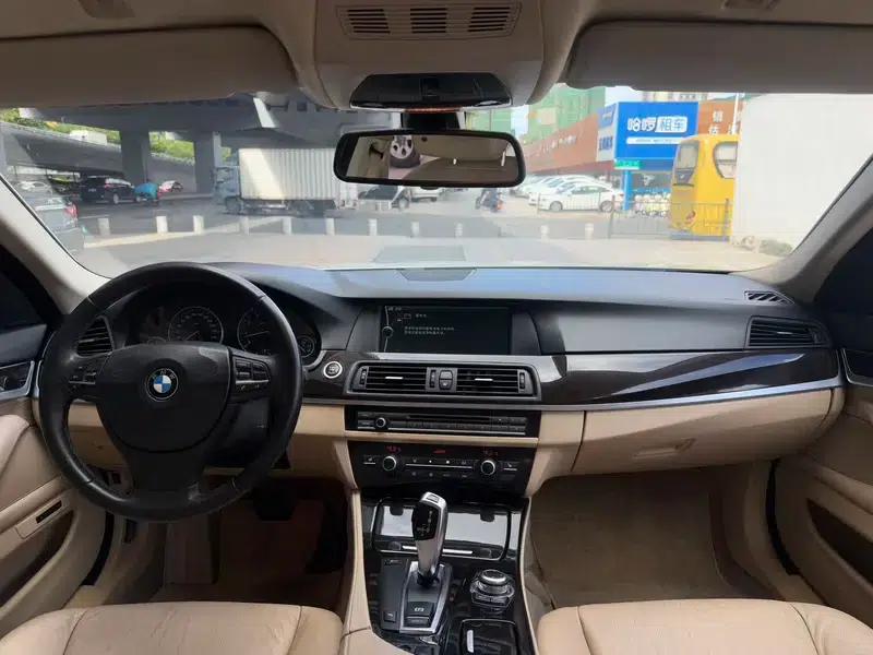 BMW 5 Series 2012 523Li Luxury — миниатюра 11