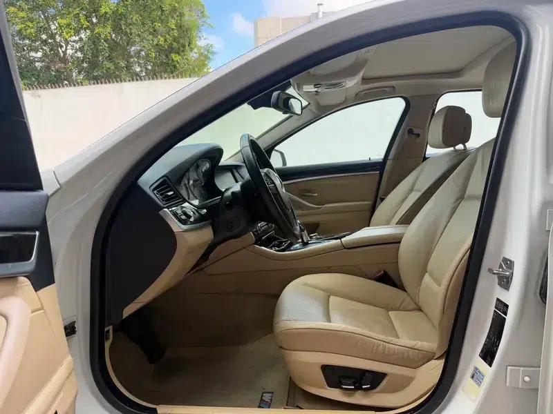 BMW 5 Series 2012 523Li Luxury — миниатюра 17