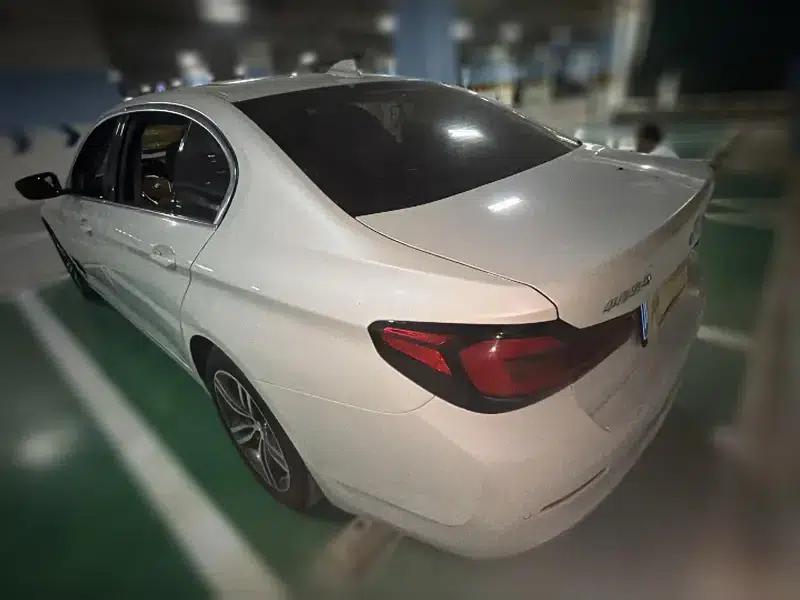 2023 BMW 5 Series 530Li Leading Luxury Package — миниатюра 6