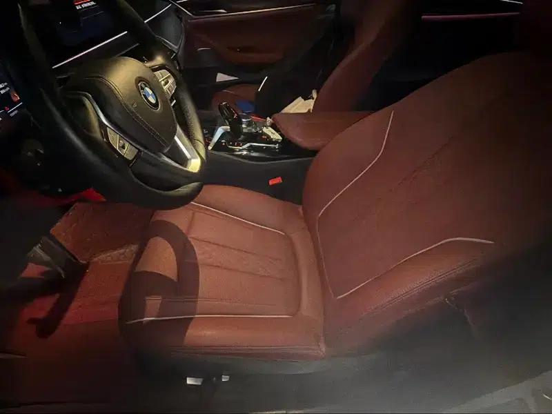 2023 BMW 5 Series 530Li Leading Luxury Package — миниатюра 7