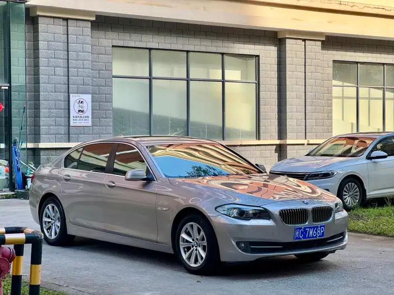 BMW 5 Series 2013 525Li Leading Edition — миниатюра 3