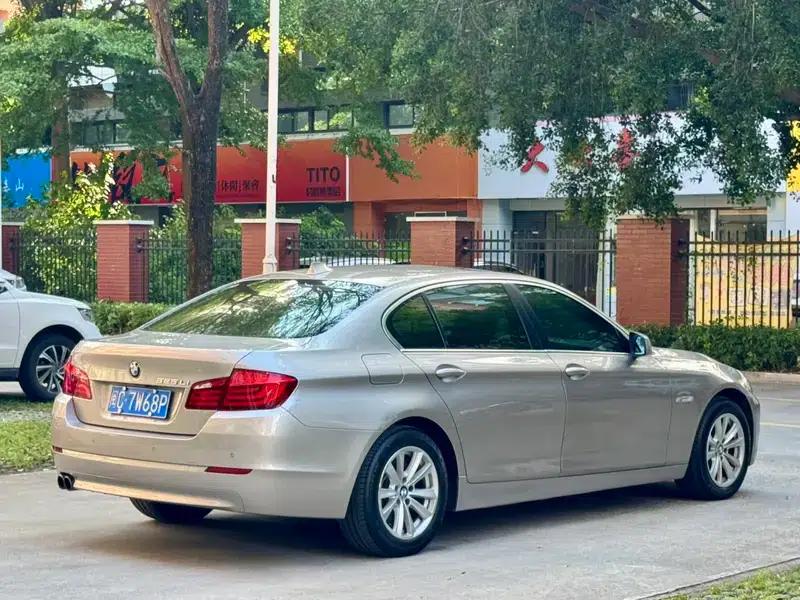 BMW 5 Series 2013 525Li Leading Edition — миниатюра 6
