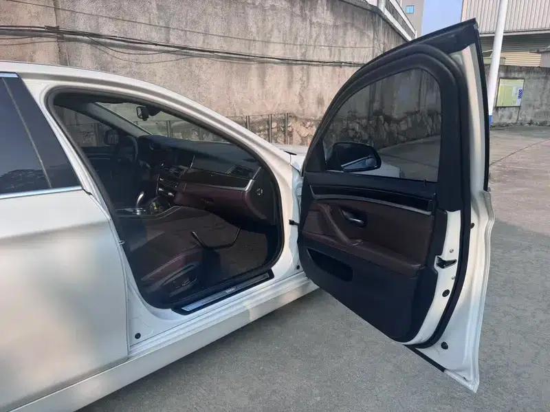 2017 BMW 5 Series 525Li Luxury Design Package — миниатюра 6