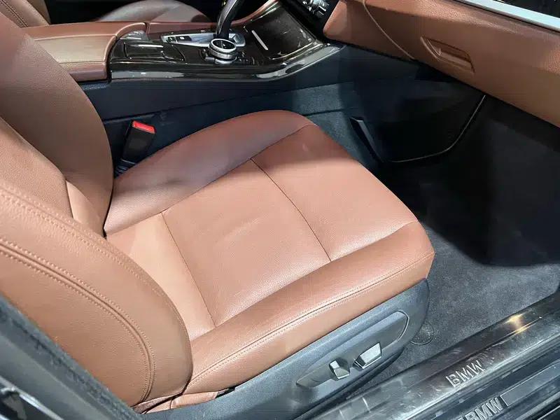 BMW 5 Series 2017 525Li Leading Edition — миниатюра 12