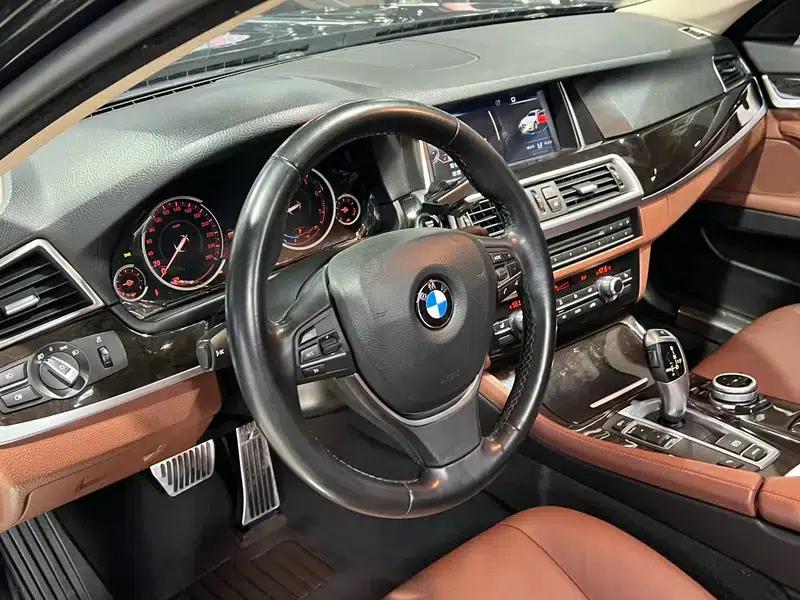 BMW 5 Series 2017 525Li Leading Edition — миниатюра 16