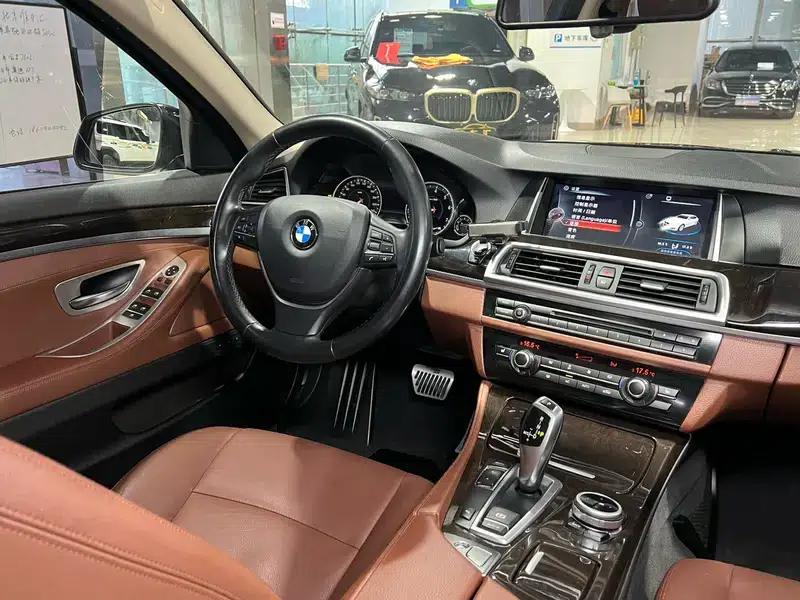 BMW 5 Series 2017 525Li Leading Edition — миниатюра 19