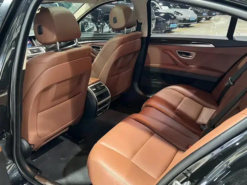 BMW 5 Series 2017 525Li Leading Edition — миниатюра 23