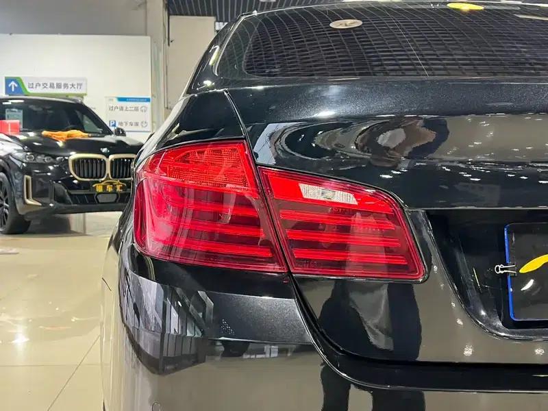 BMW 5 Series 2017 525Li Leading Edition — миниатюра 10