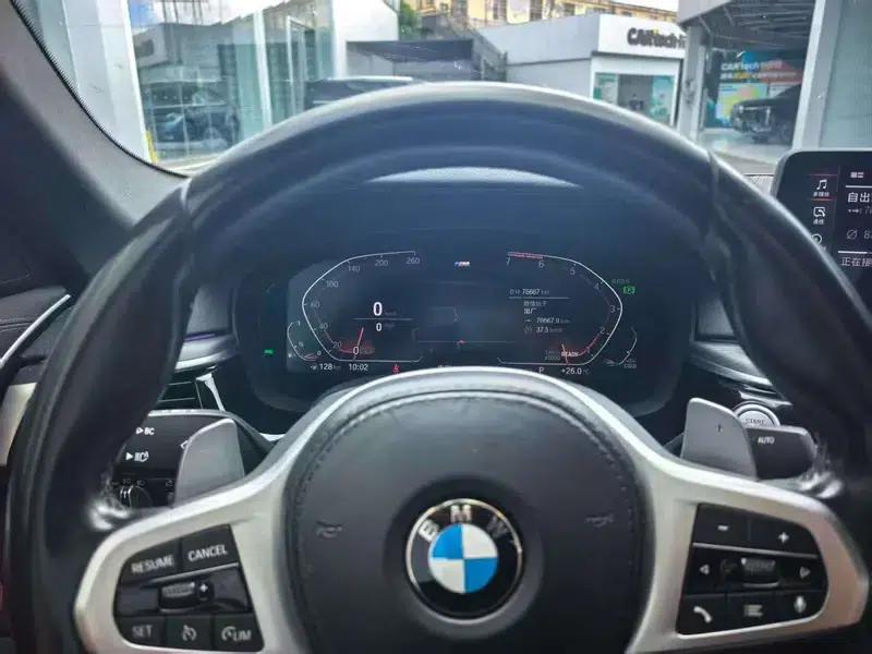 2021 BMW 5 Series 530Li Leading Edition M Sport Package — миниатюра 7