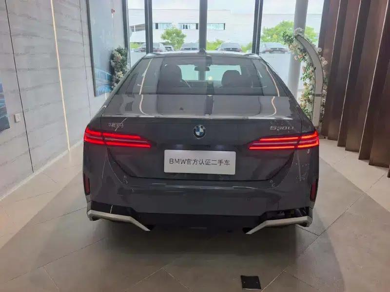 2024 BMW 5 Series 530Li Leading Edition M Sport Package — миниатюра 5