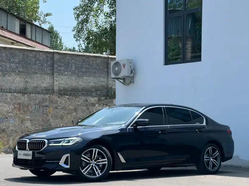 2022 BMW 5 Series 530Li Leading Luxury Package — миниатюра 1