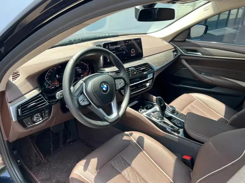 2022 BMW 5 Series 530Li Leading Luxury Package — миниатюра 8