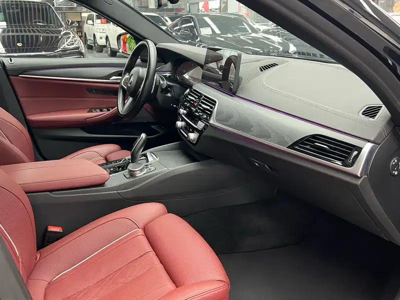 2022 BMW 5 Series 530Li Luxury M Sport Package — миниатюра 22