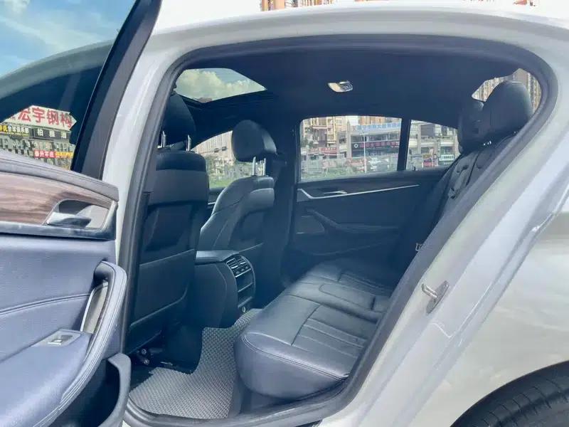 2018 BMW 5 Series 2.0L Automatic Front-Wheel Drive 5-Seater (Parallel Import) — миниатюра 9