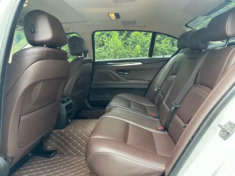2017 BMW 5 Series 525Li Luxury Design Package — миниатюра 11