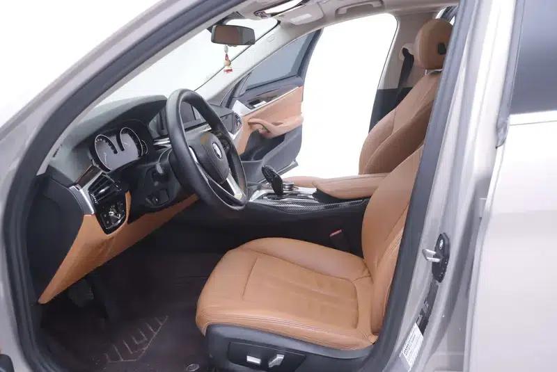 BMW 5 Series 2018 528Li Launch Special Edition — миниатюра 16