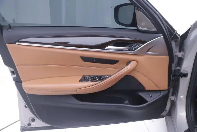 BMW 5 Series 2018 528Li Launch Special Edition — миниатюра 6