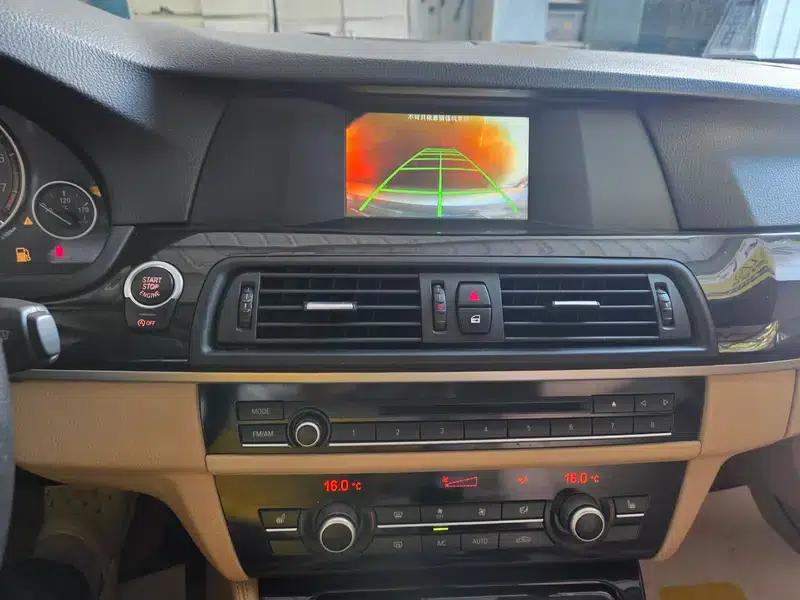 2013 BMW 5 Series 525Li Excellence Edition — миниатюра 6