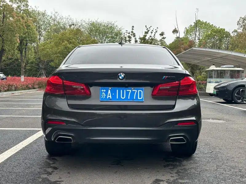 2019 BMW 5 Series 530Li Leading Edition M Sport Package — миниатюра 6