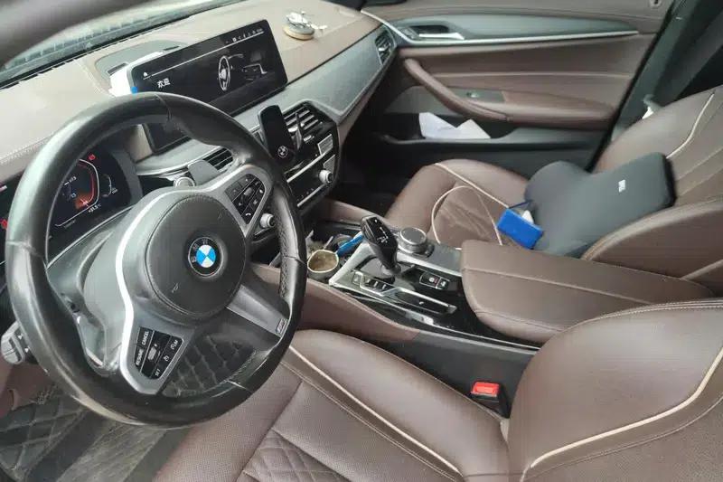 2022 BMW 5 Series Facelift 530Li Leading Edition M Sport Package — миниатюра 14