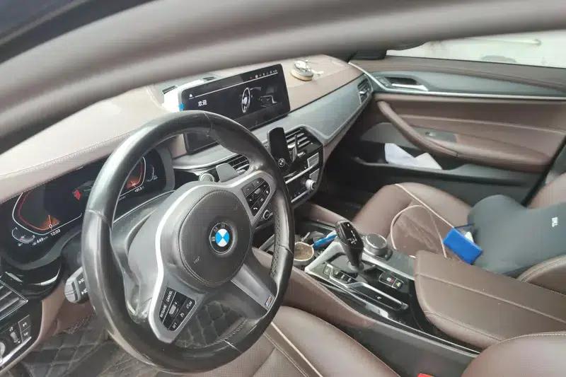 2022 BMW 5 Series Facelift 530Li Leading Edition M Sport Package — миниатюра 15