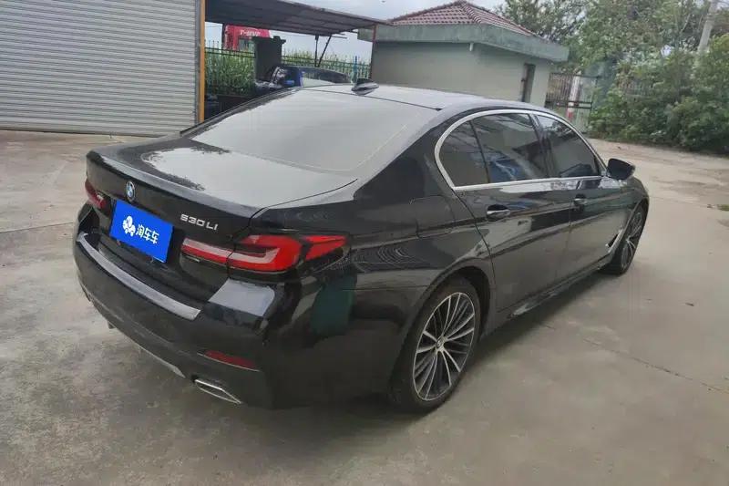 2022 BMW 5 Series Facelift 530Li Leading Edition M Sport Package — миниатюра 3