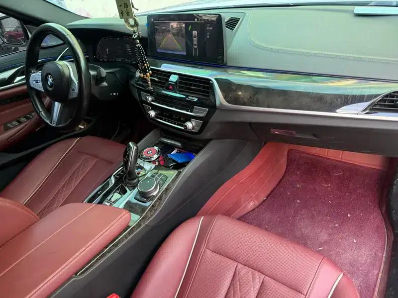 2023 BMW 5 Series Facelift 530Li Leading Edition M Sport Package — миниатюра 10