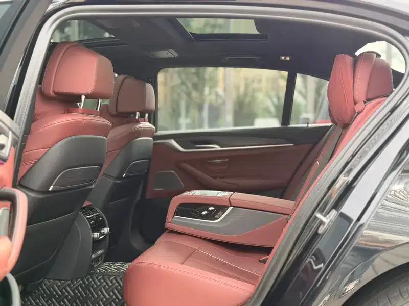 2023 BMW 5 Series Facelift 530Li Luxury M Sport Package — миниатюра 16