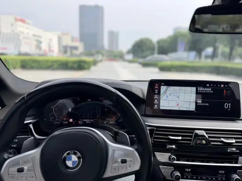 2023 BMW 5 Series Facelift 530Li Luxury M Sport Package — миниатюра 10
