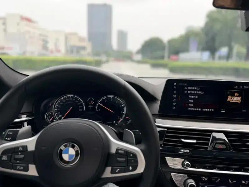 2018 BMW 5 Series Facelift 530Li Luxury M Sport Package — миниатюра 11
