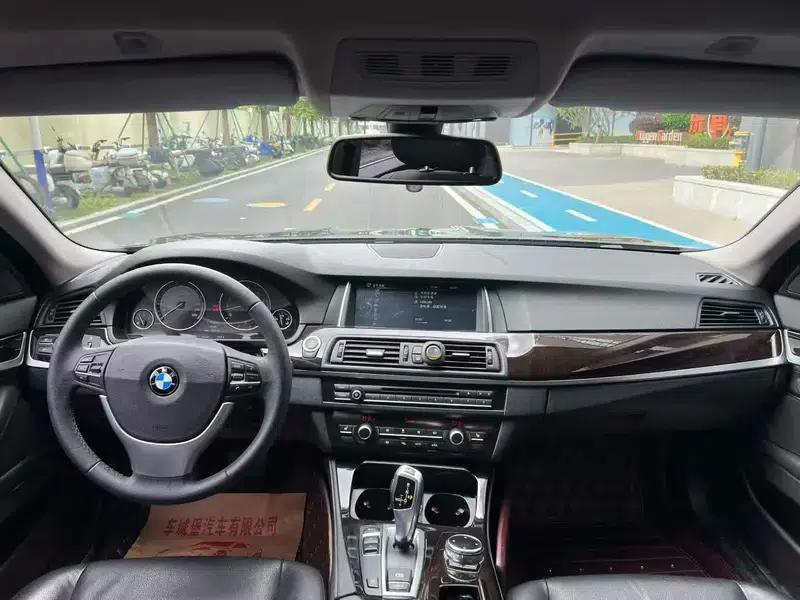 BMW 5 Series 2013 530Li Leading Edition — миниатюра 6