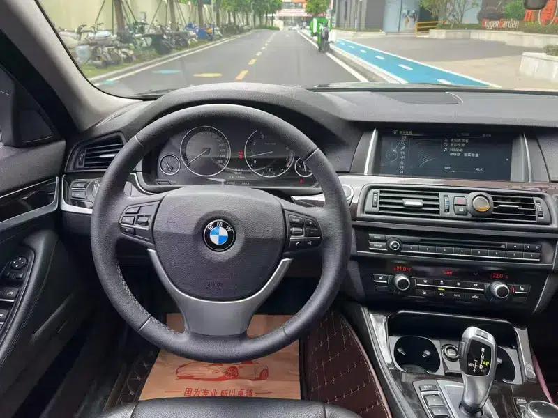 BMW 5 Series 2013 530Li Leading Edition — миниатюра 7