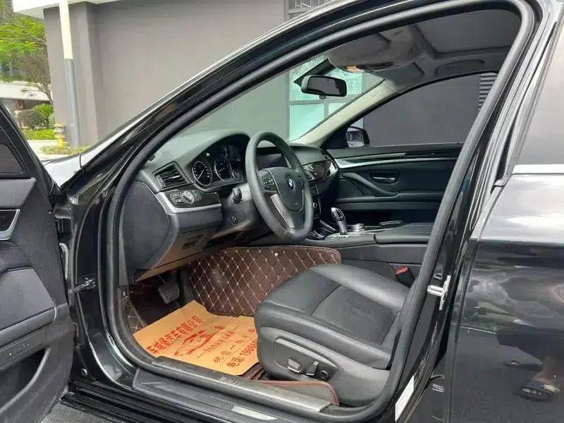 BMW 5 Series 2013 530Li Leading Edition — миниатюра 8