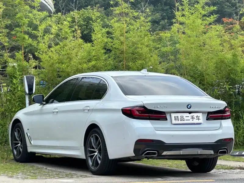 2021 BMW 5 Series 525Li M Sport Package — миниатюра 5