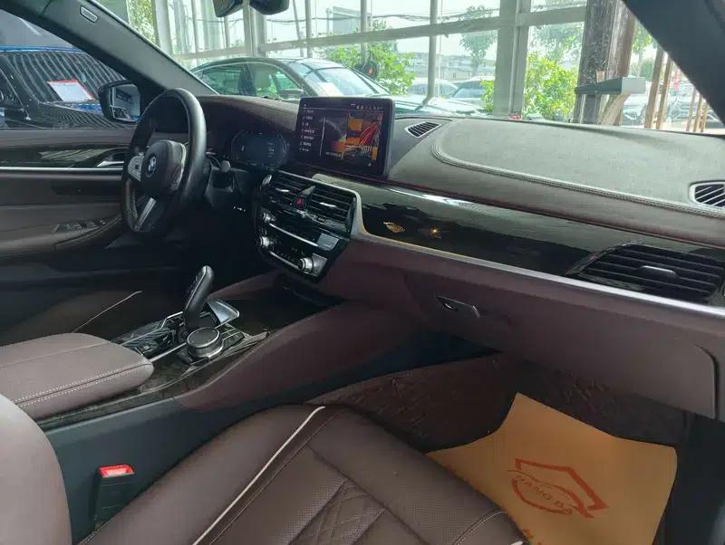 BMW 5 Series 2022 Facelift 525Li M Sport Package — миниатюра 14